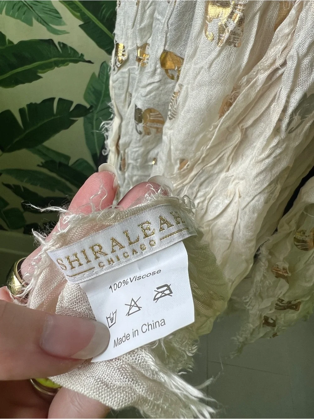 Shiraleah‎ Elephant Scarf Womens OS Cream Gold